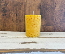 Load image into Gallery viewer, Beeswax Candle Making Workshop - Multiple Dates