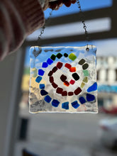 Load image into Gallery viewer, Suncatchers with Glassy Girl Workshop - March 23rd

